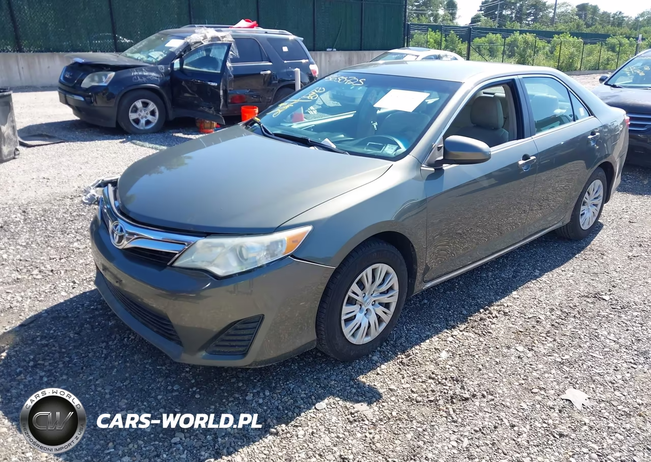 2014 Toyota Camry Le VIN:4T4BF1FK1ER353399 - 2