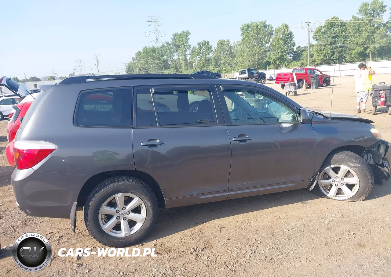 2010 Toyota Highlander Base V6 VIN:JTEBK3EH6A2165572 - 14