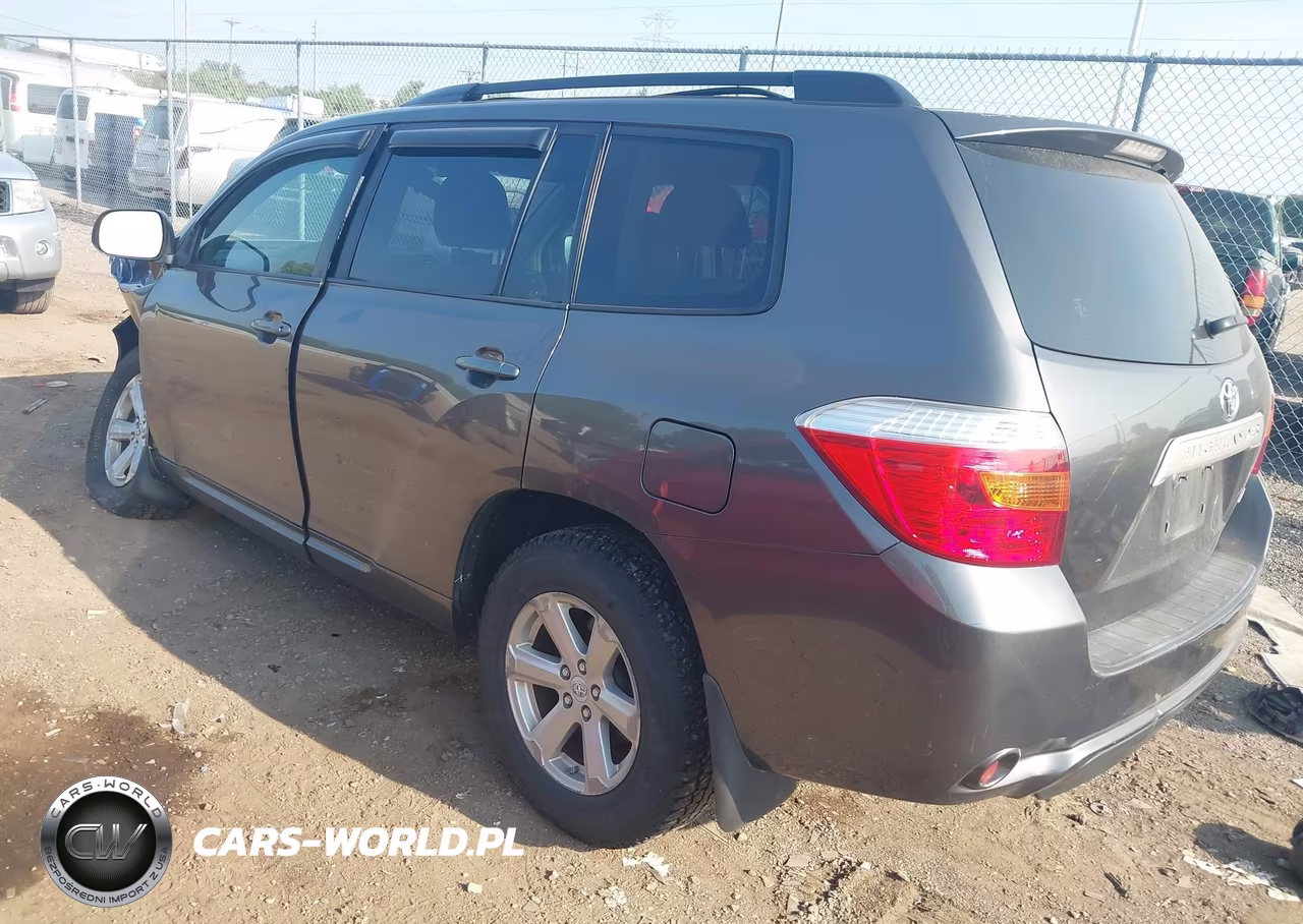 2010 Toyota Highlander Base V6 VIN:JTEBK3EH6A2165572 - 3