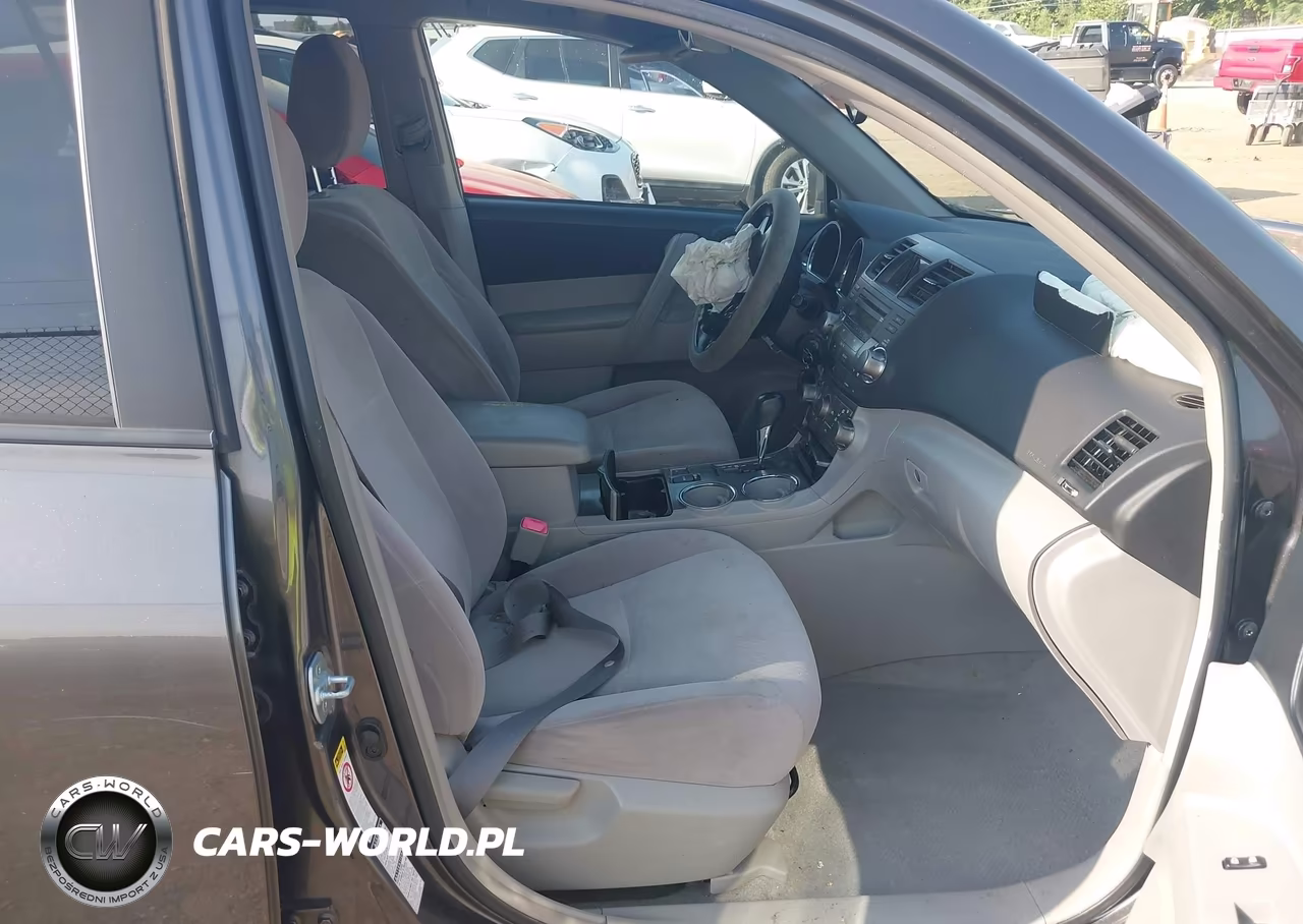 2010 Toyota Highlander Base V6 VIN:JTEBK3EH6A2165572 - 5