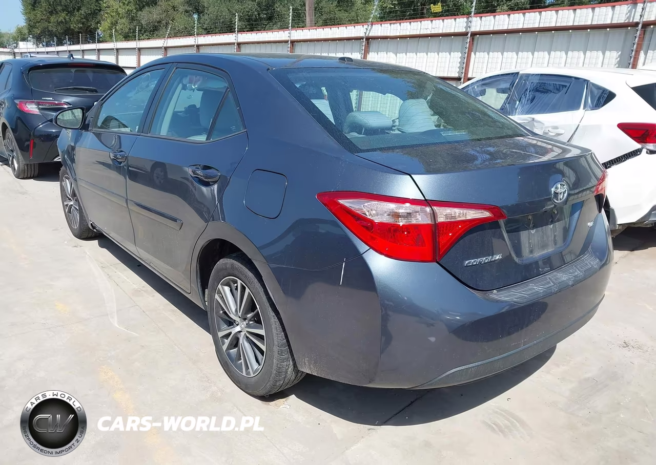 2017 Toyota Corolla Le VIN:2T1BURHE6HC766978 - 3