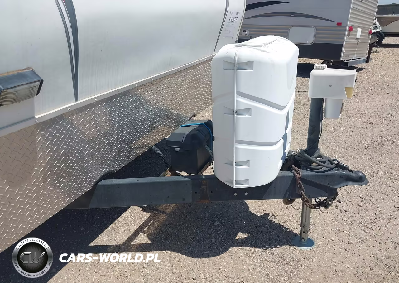 2011 Keystone 27' Bumper Pull Travel Trailer VIN:4YDT26020BF811306 - 10