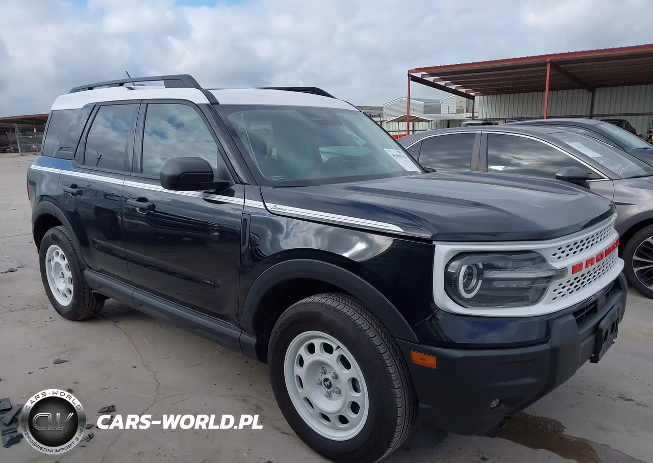 2025 Ford Bronco Sport Heritage VIN:3FMCR9GN0SRE54255 - 13