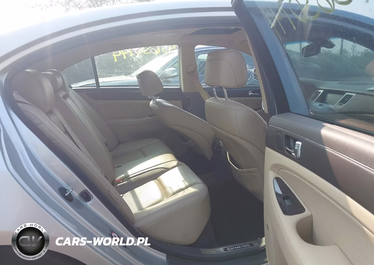 2010 Hyundai Genesis 4.6 VIN:KMHGC4DF6AU096511 - 8