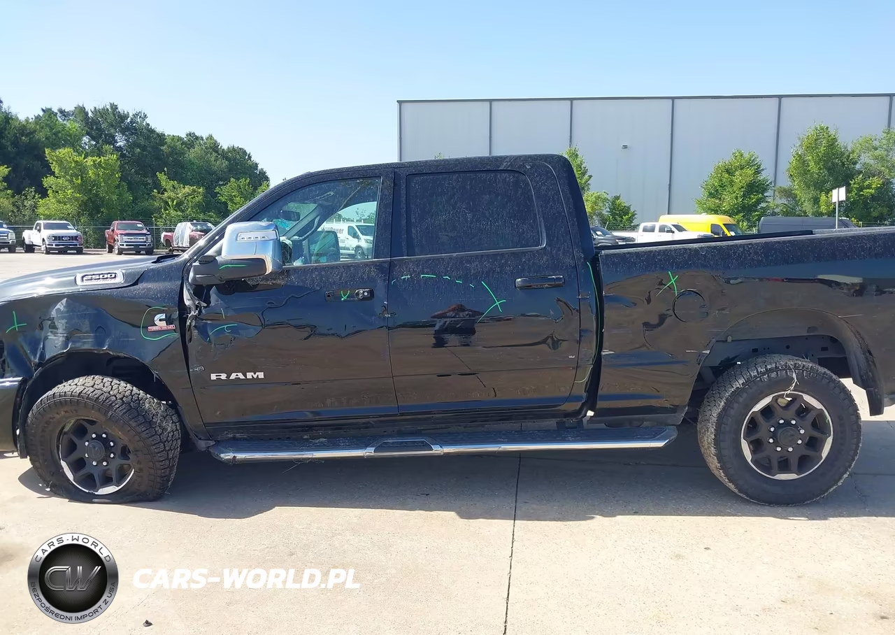 2026 Ram 2500 Laramie 4X4 6'4 Box VIN:3C6UR5FL4TG274461 - 13