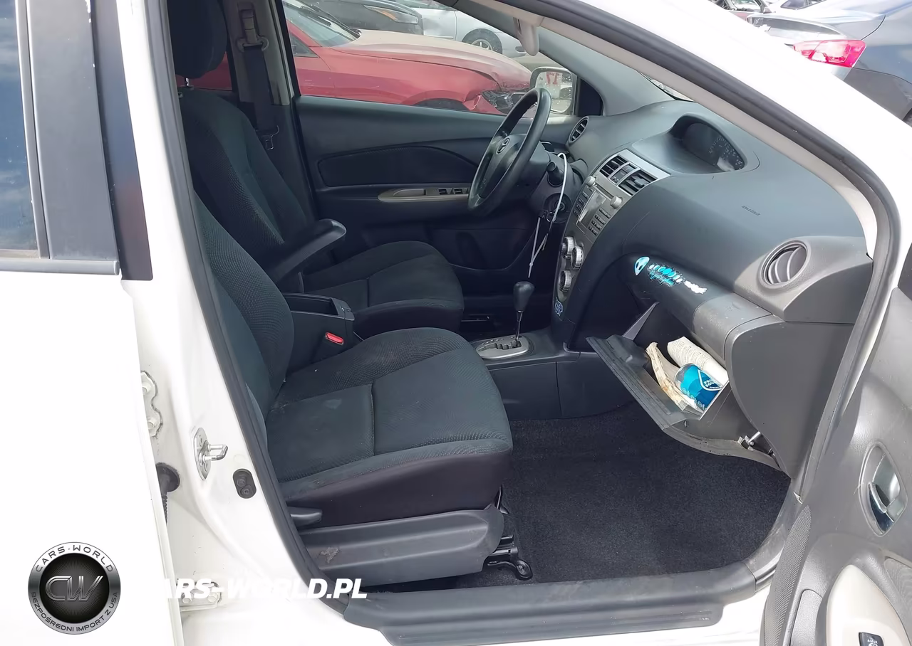 2010 Toyota Yaris VIN:JTDBT4K30A1354630 - 5