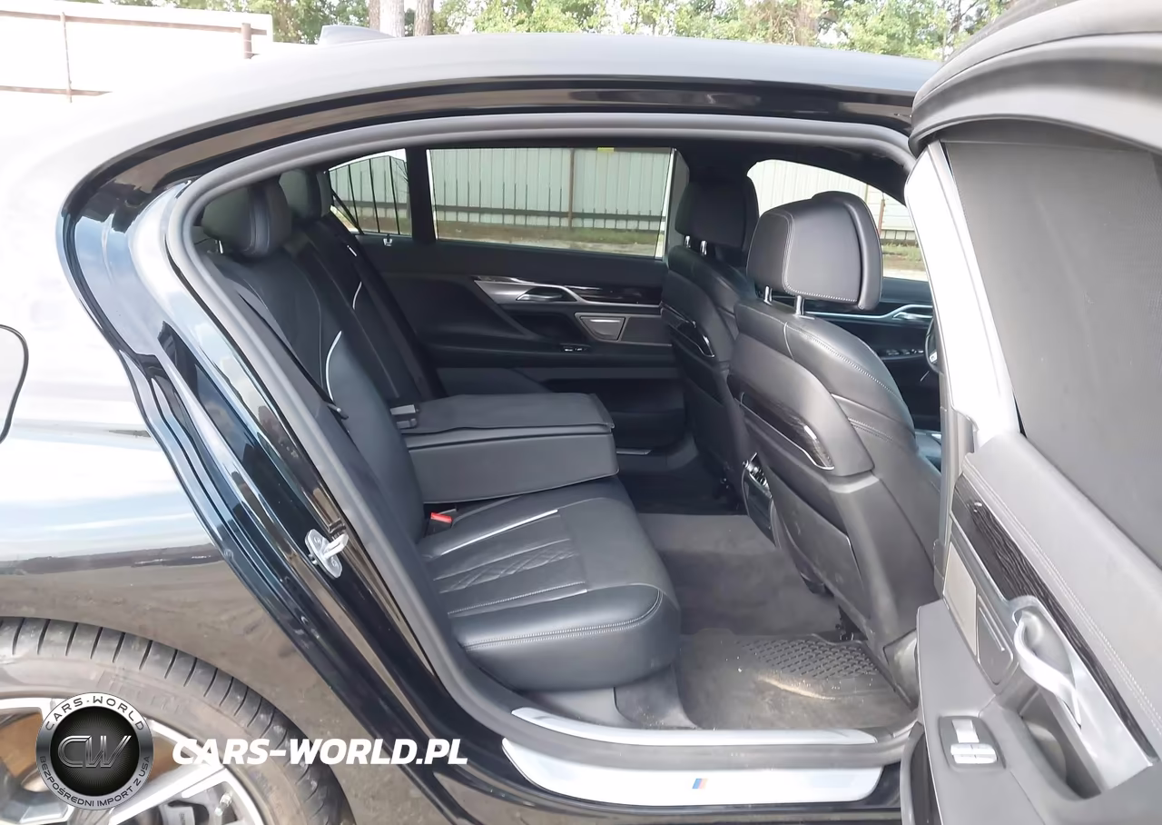 2020 BMW 740I VIN:WBA7T2C02LCD30092 - 8