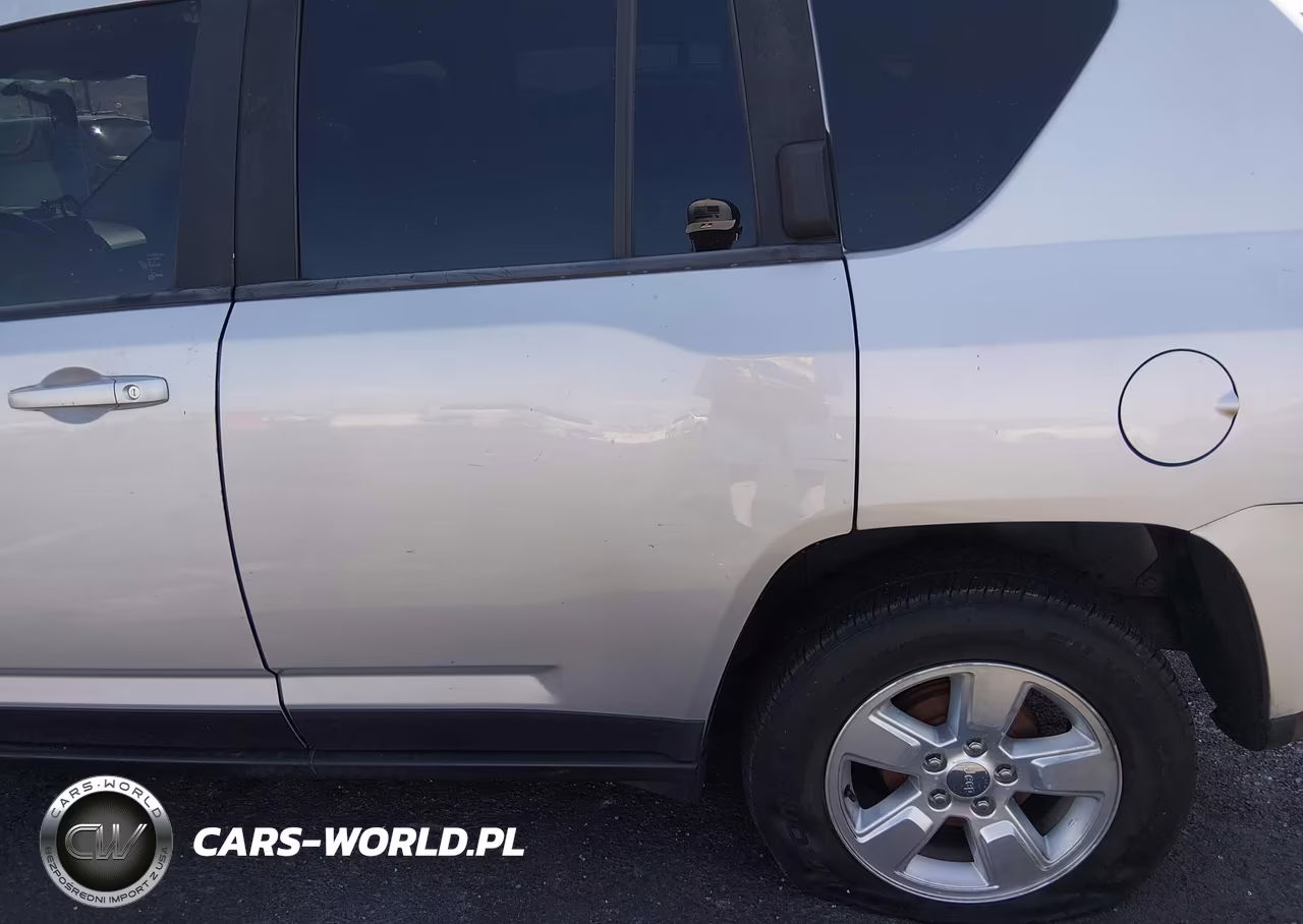 2013 Jeep Compass Latitude VIN:1C4NJCEA9DD258277 - 6
