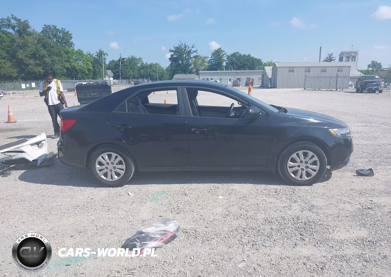 2011 Kia Forte Lx VIN:KNAFT4A2XB5376328 - 14