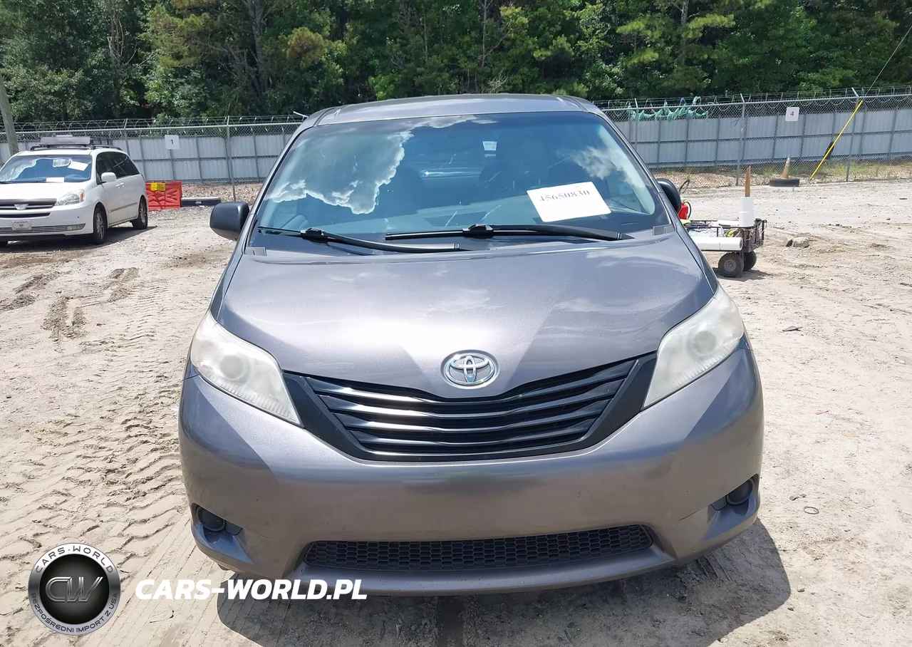 2017 Toyota Sienna L 7 Passenger VIN:5TDZZ3DC9HS879042 - 12