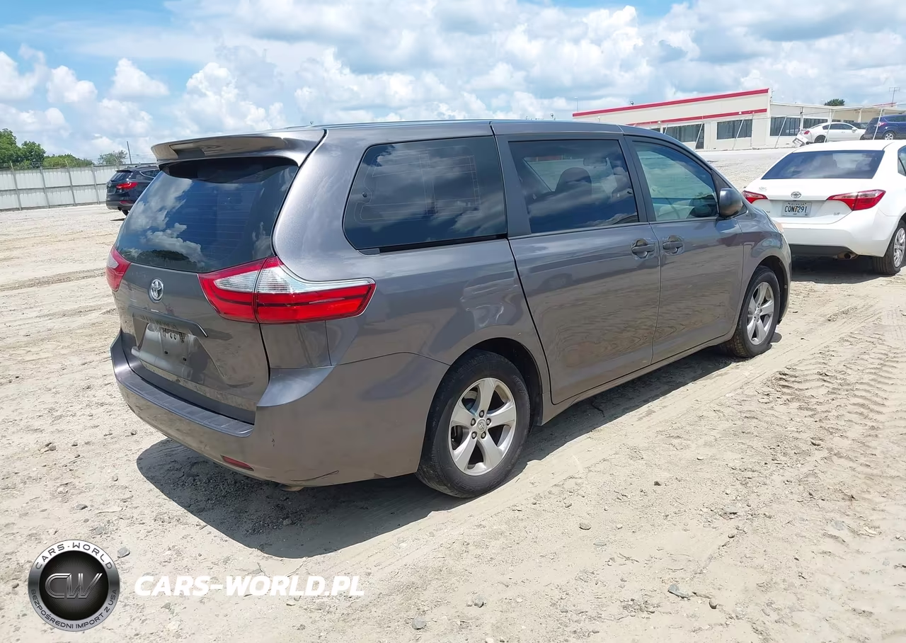 2017 Toyota Sienna L 7 Passenger VIN:5TDZZ3DC9HS879042 - 4