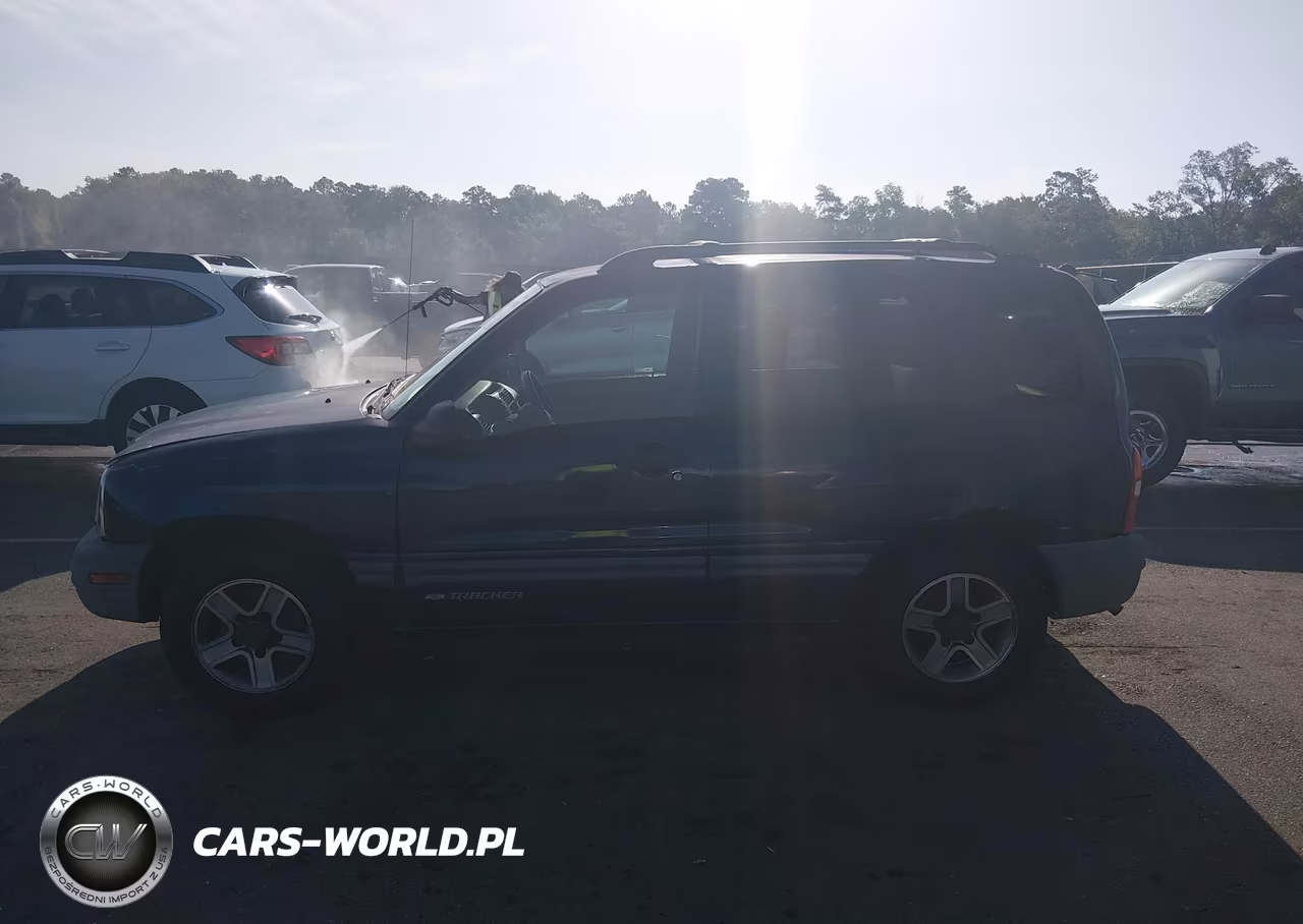 2003 Chevrolet Tracker Hard Top Base VIN:2CNBE13CX36950797 - 14