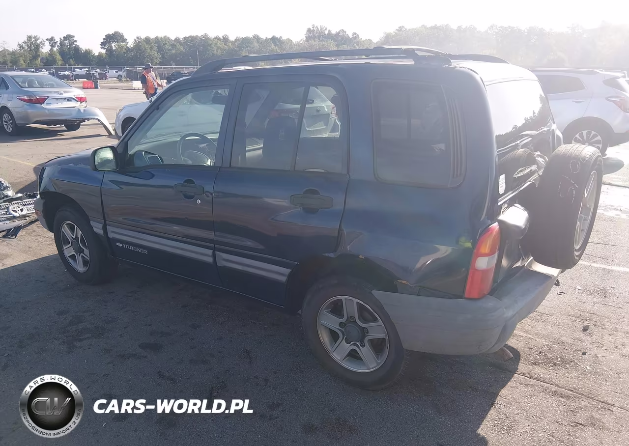 2003 Chevrolet Tracker Hard Top Base VIN:2CNBE13CX36950797 - 3