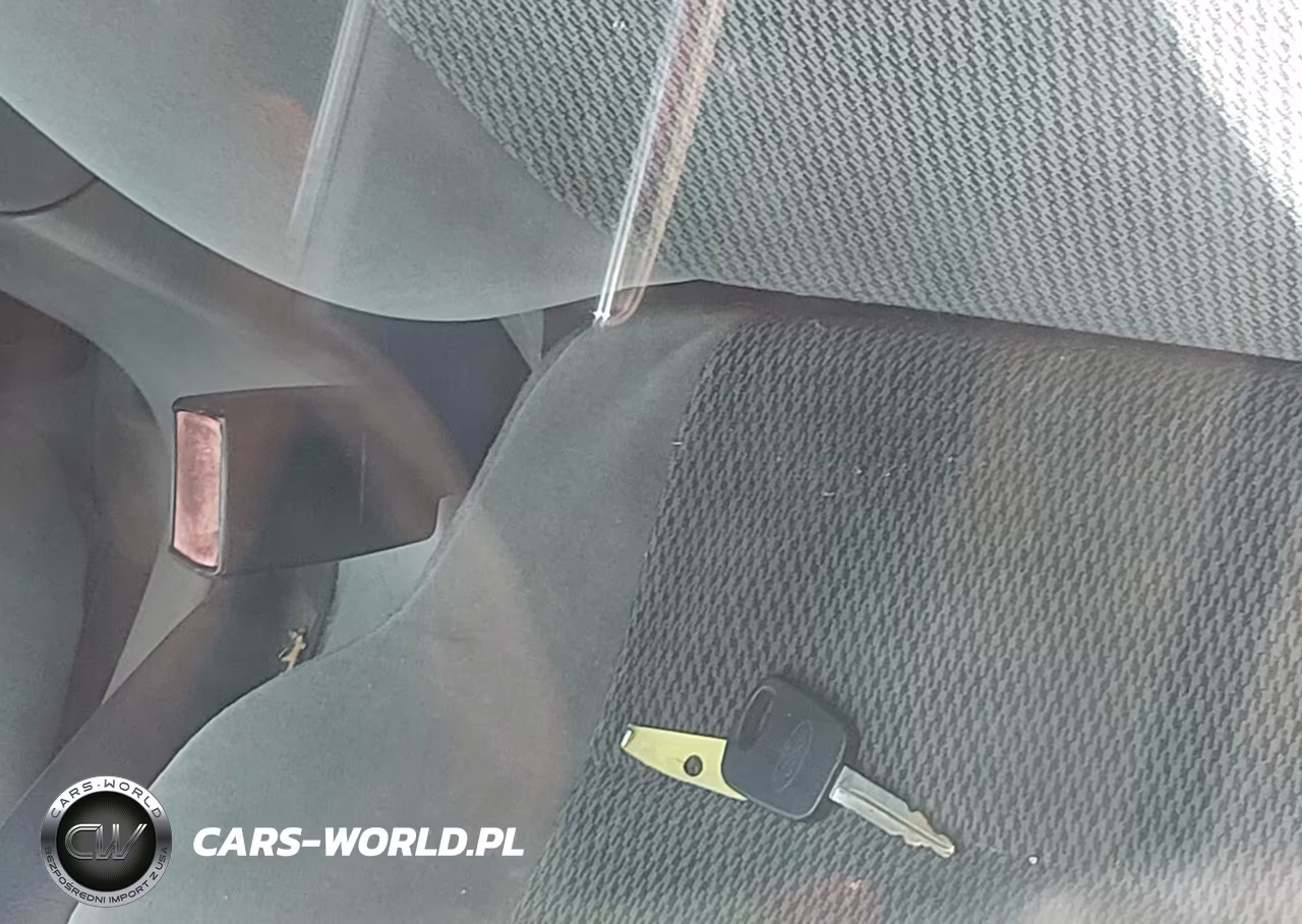 2003 Ford Focus Se VIN:1FAFP343X3W265320 - 11