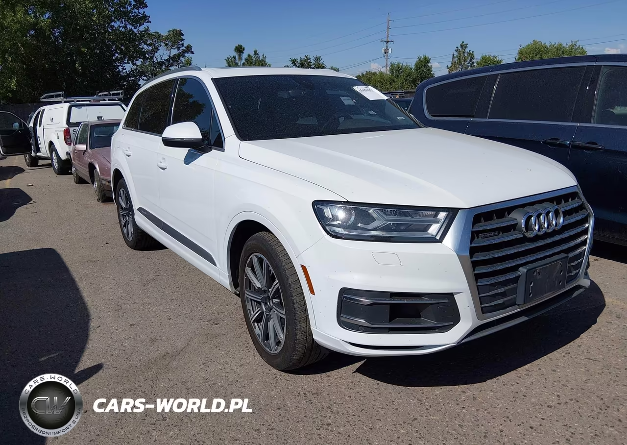 2017 Audi Q7 3.0T Premium VIN:WA1LAAF73HD016275 - 1