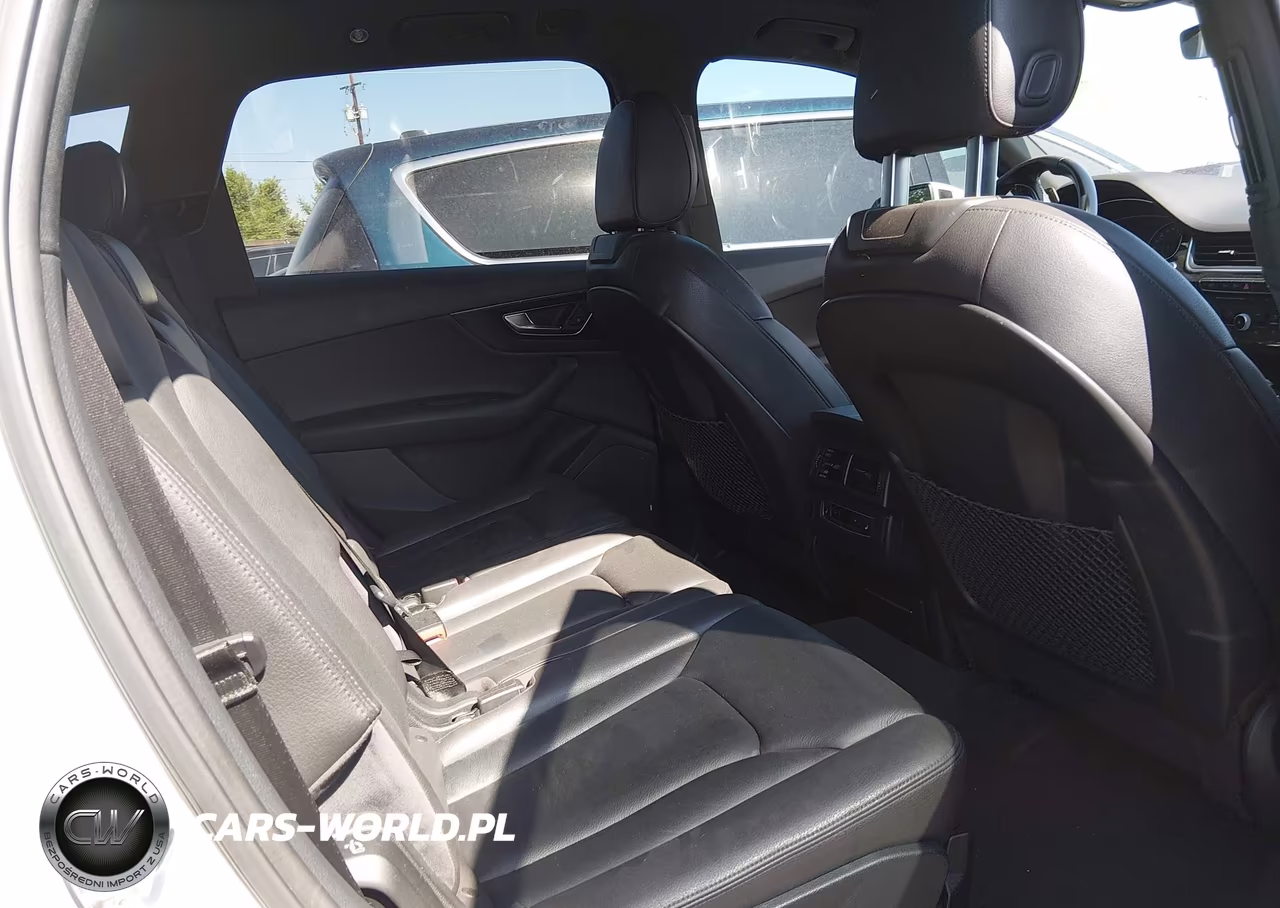 2017 Audi Q7 3.0T Premium VIN:WA1LAAF73HD016275 - 8