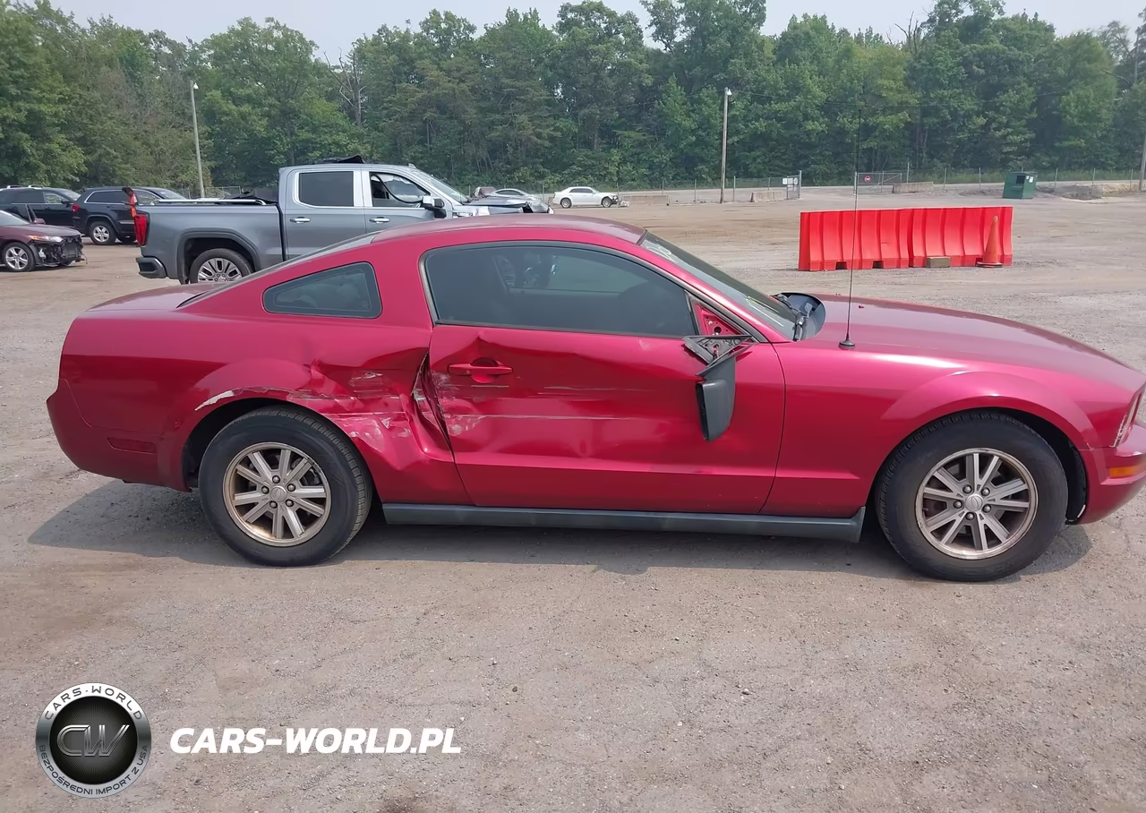 2007 Ford Mustang V6 Deluxe-V6 Premium VIN:1ZVFT80N775337142 - 13