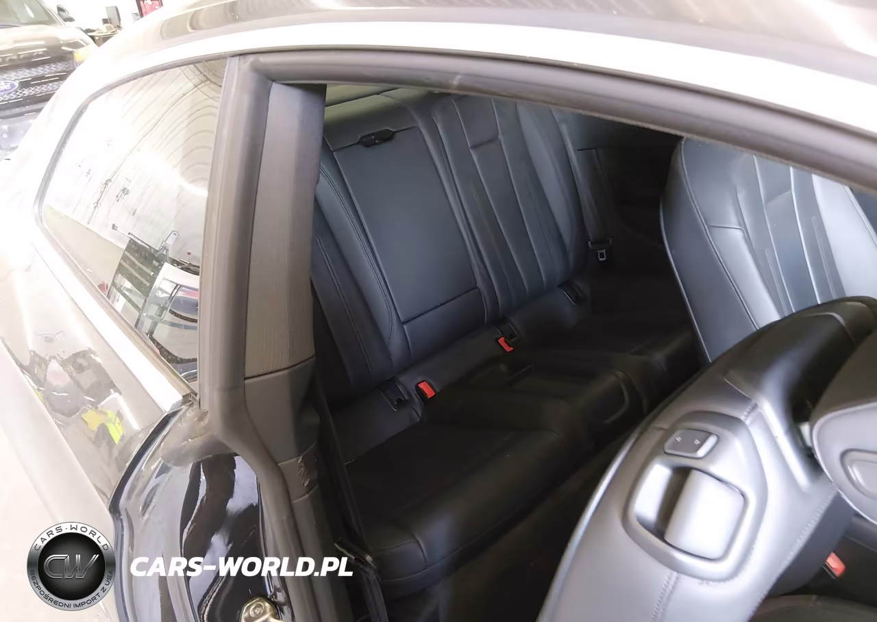 2018 Audi A5 2.0T Premium VIN:WAULNAF57JA097603 - 8