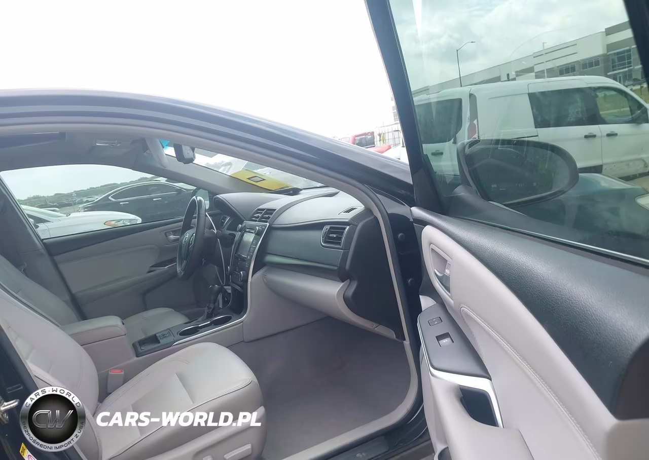 2017 Toyota Camry Xle VIN:4T1BF1FKXHU757624 - 3