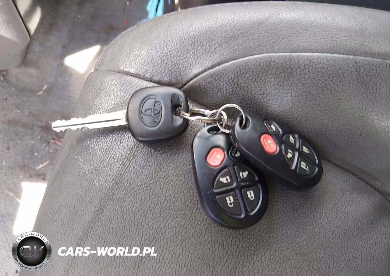 2007 Toyota Sienna Xle VIN:5TDZK22C07S089399 - 11