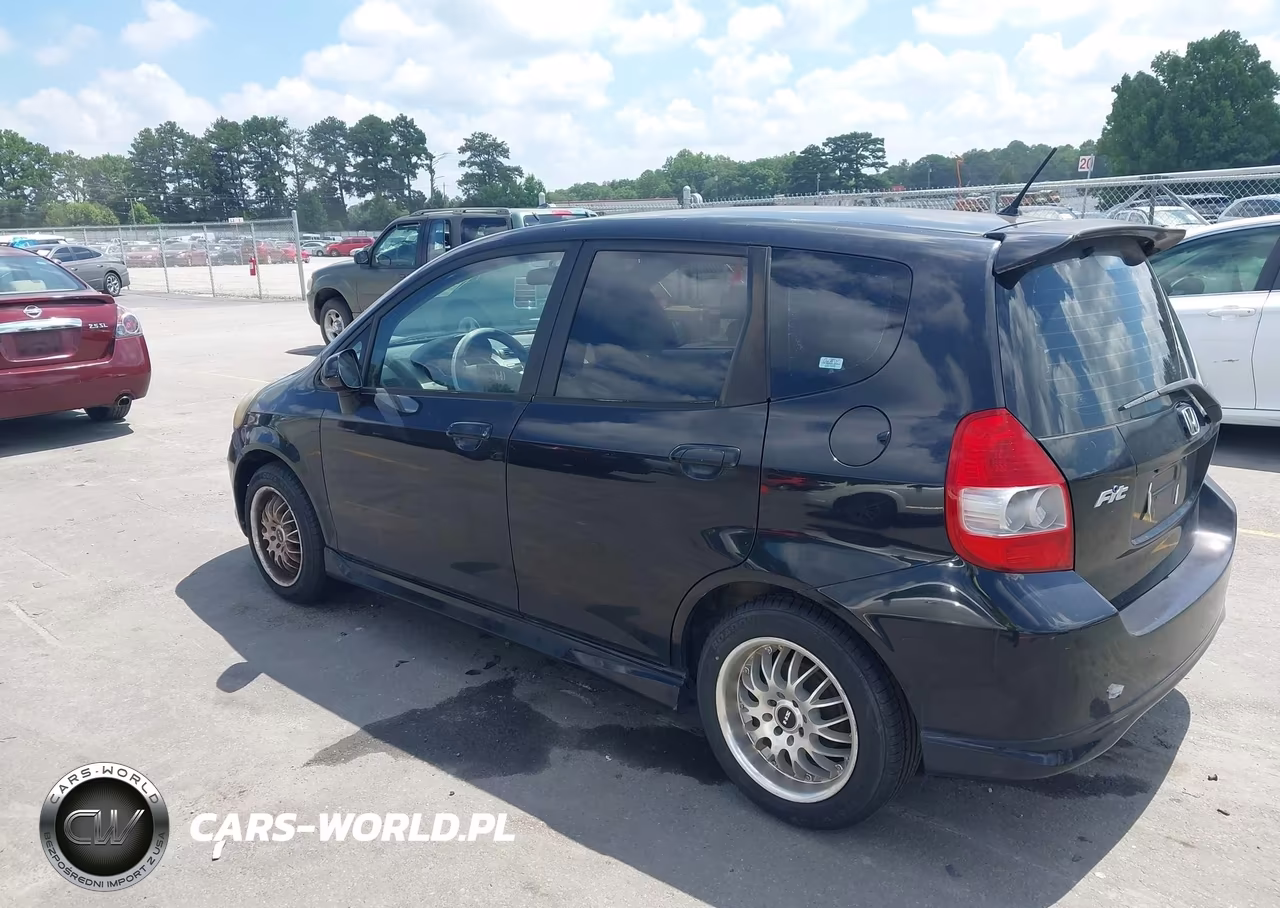 2008 Honda Fit Sport VIN:JHMGD38628S022609 - 3