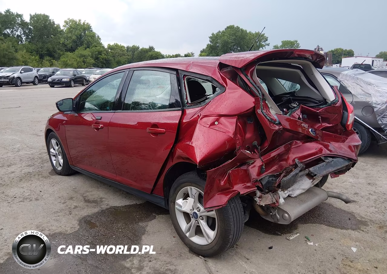 2014 Ford Focus Se VIN:1FADP3K25EL413184 - 3