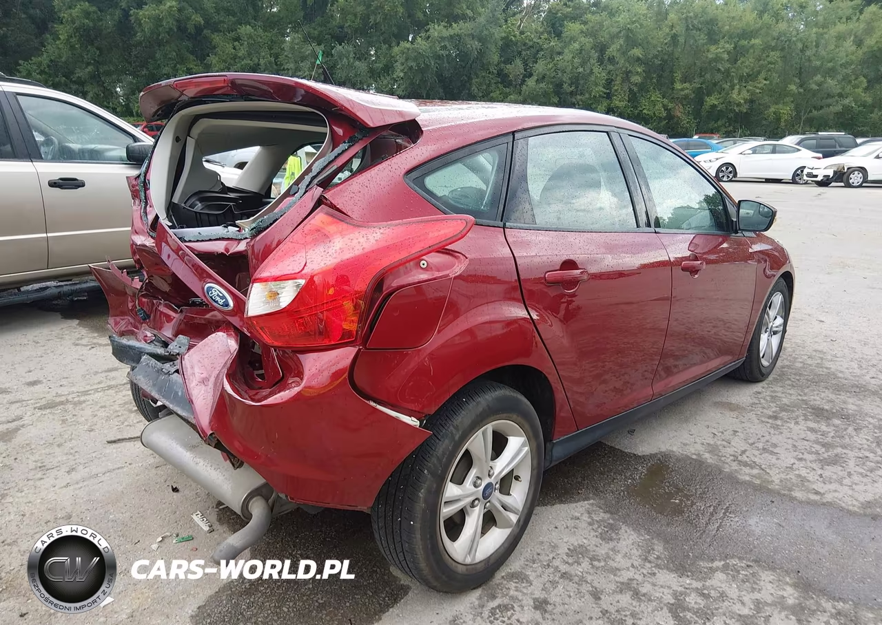 2014 Ford Focus Se VIN:1FADP3K25EL413184 - 4
