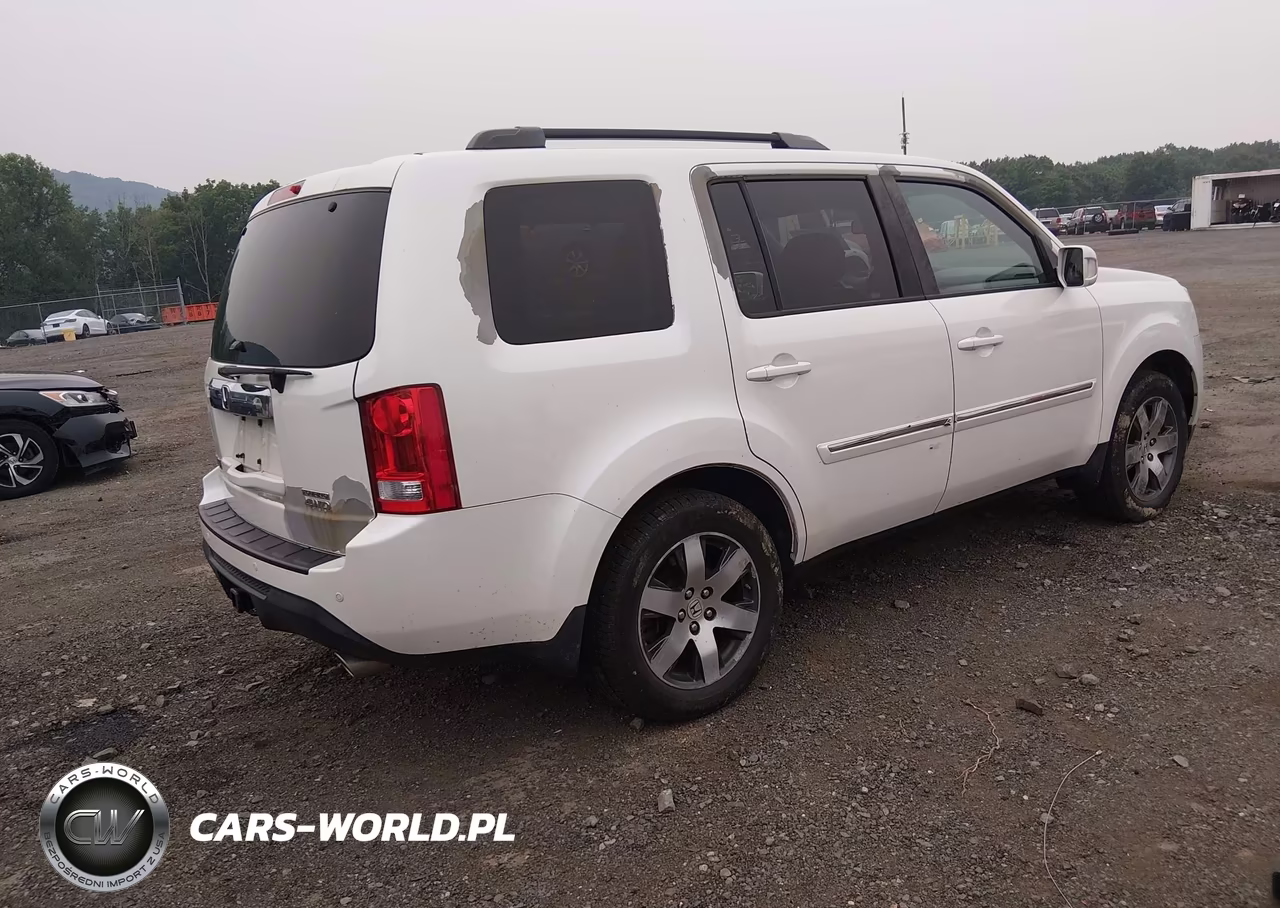 2013 Honda Pilot Touring VIN:5FNYF4H98DB084779 - 4