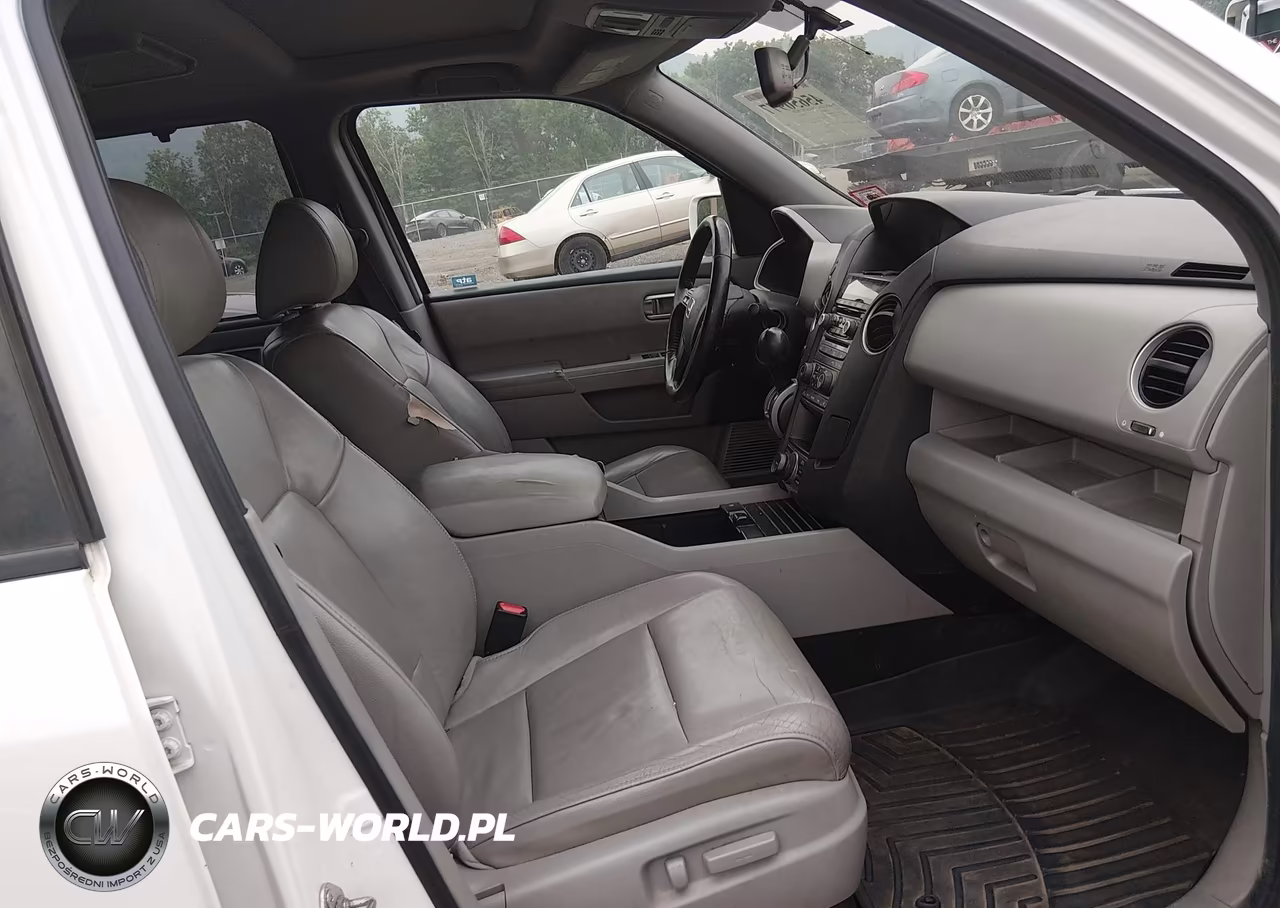 2013 Honda Pilot Touring VIN:5FNYF4H98DB084779 - 5