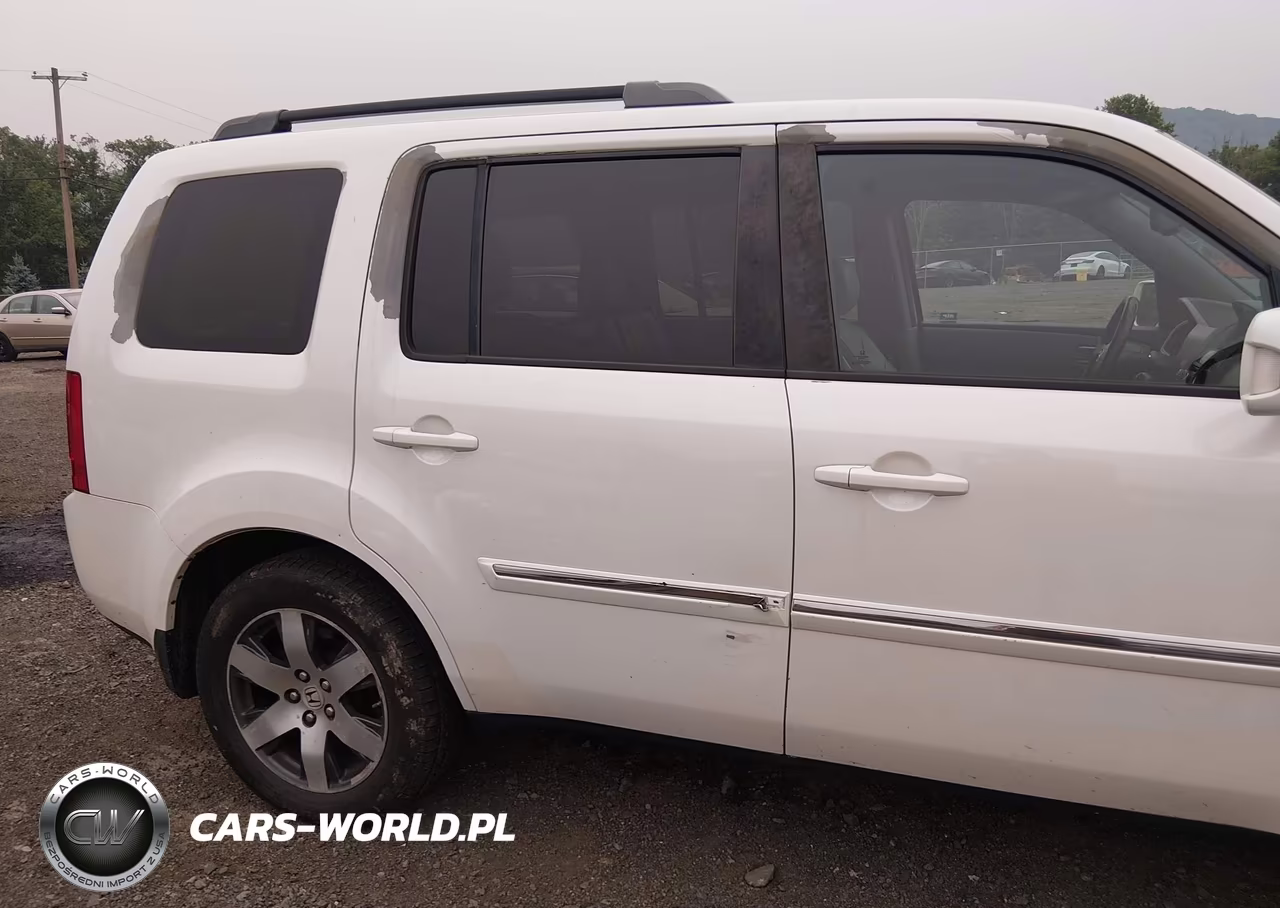 2013 Honda Pilot Touring VIN:5FNYF4H98DB084779 - 6