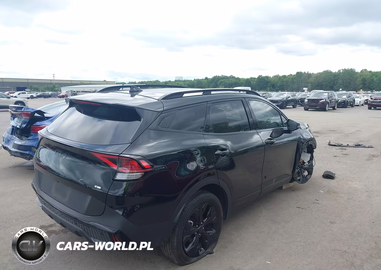 2025 Kia Sportage X-Line VIN:5XYK6CDF1SG309349 - 4