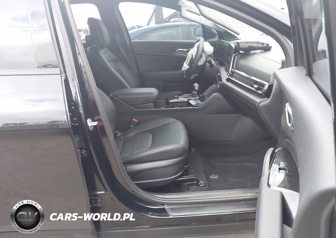 2025 Kia Sportage X-Line VIN:5XYK6CDF1SG309349 - 5