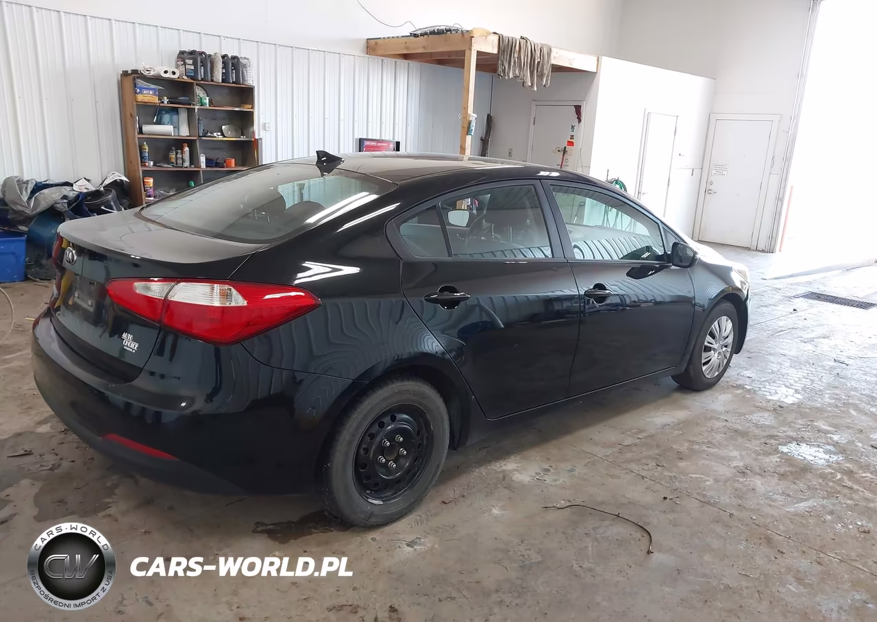 2015 Kia Forte Lx VIN:KNAFX4A69F5372350 - 4