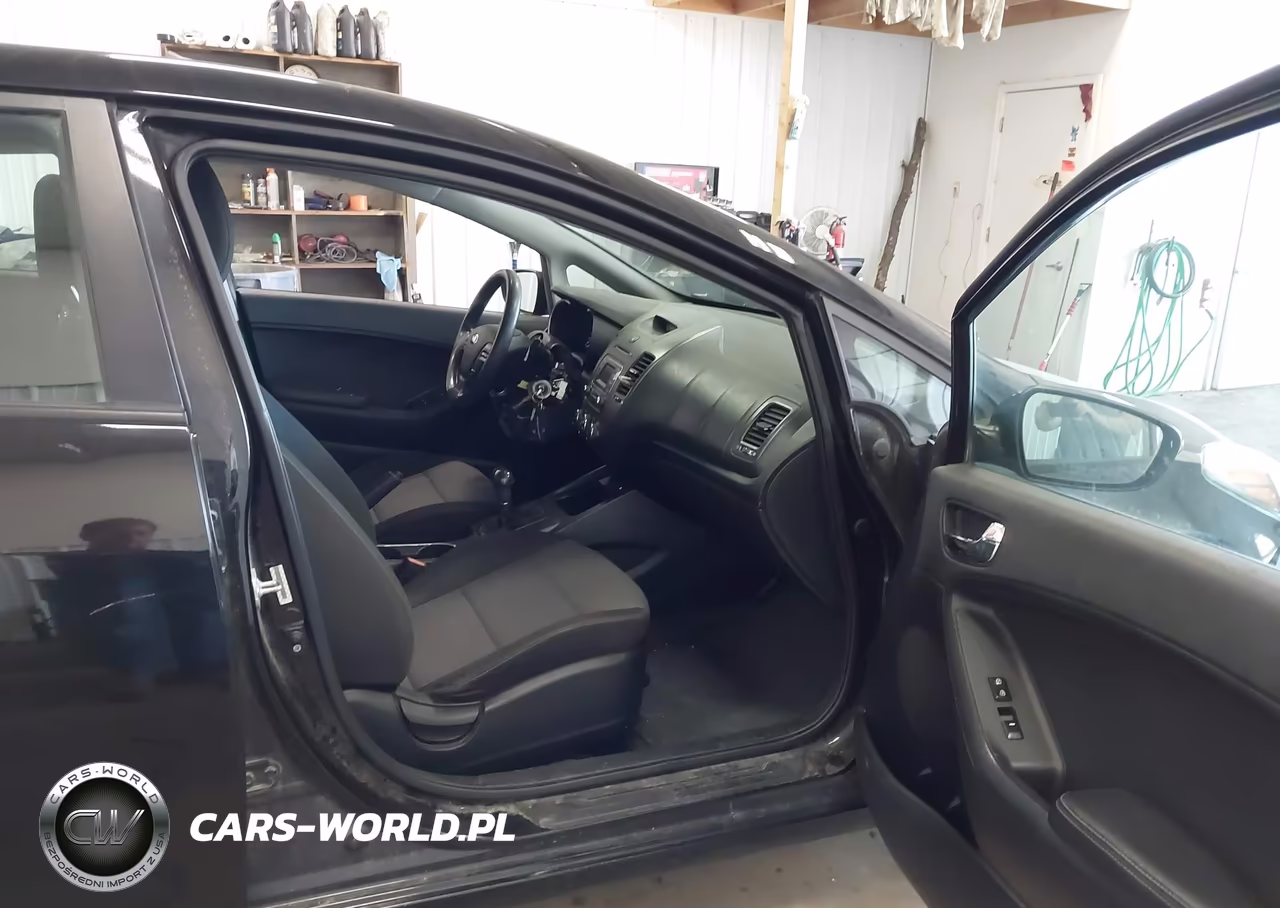 2015 Kia Forte Lx VIN:KNAFX4A69F5372350 - 5