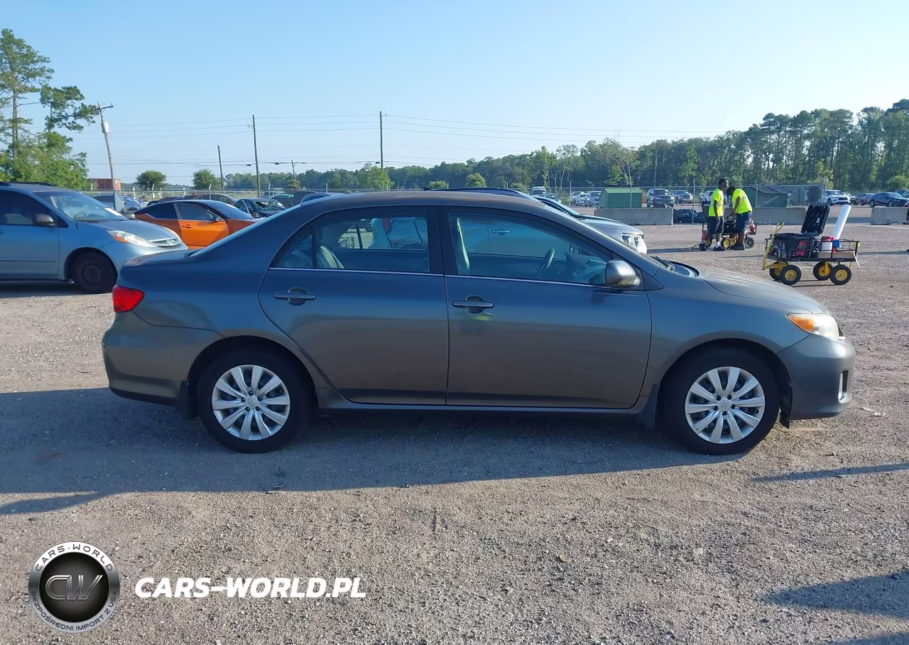 2013 Toyota Corolla Le VIN:2T1BU4EE9DC124532 - 14