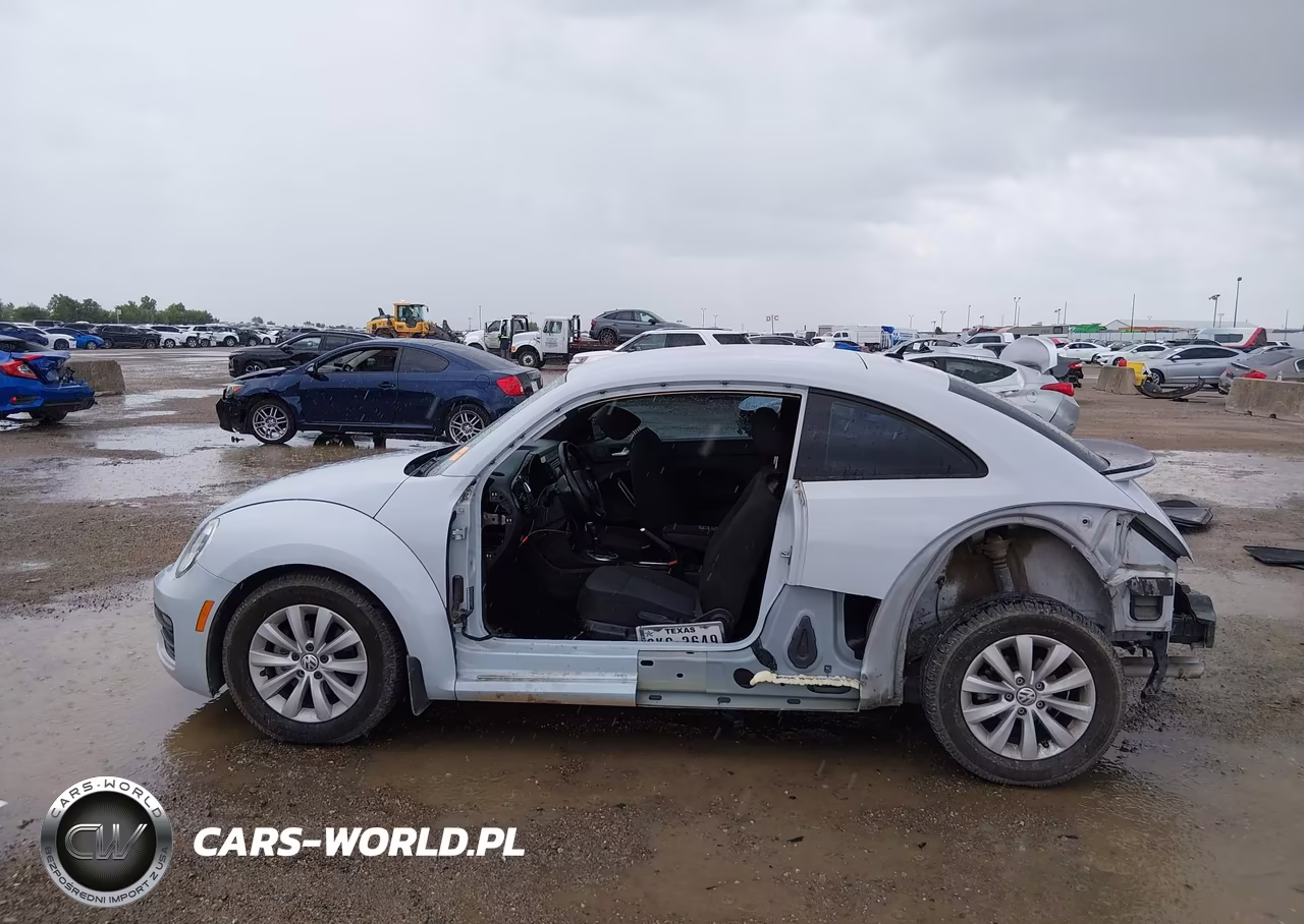 2017 Volkswagen Beetle #Pinkbeetle-1.8T Classic-1.8T S VIN:3VWF17AT3HM613065 - 15