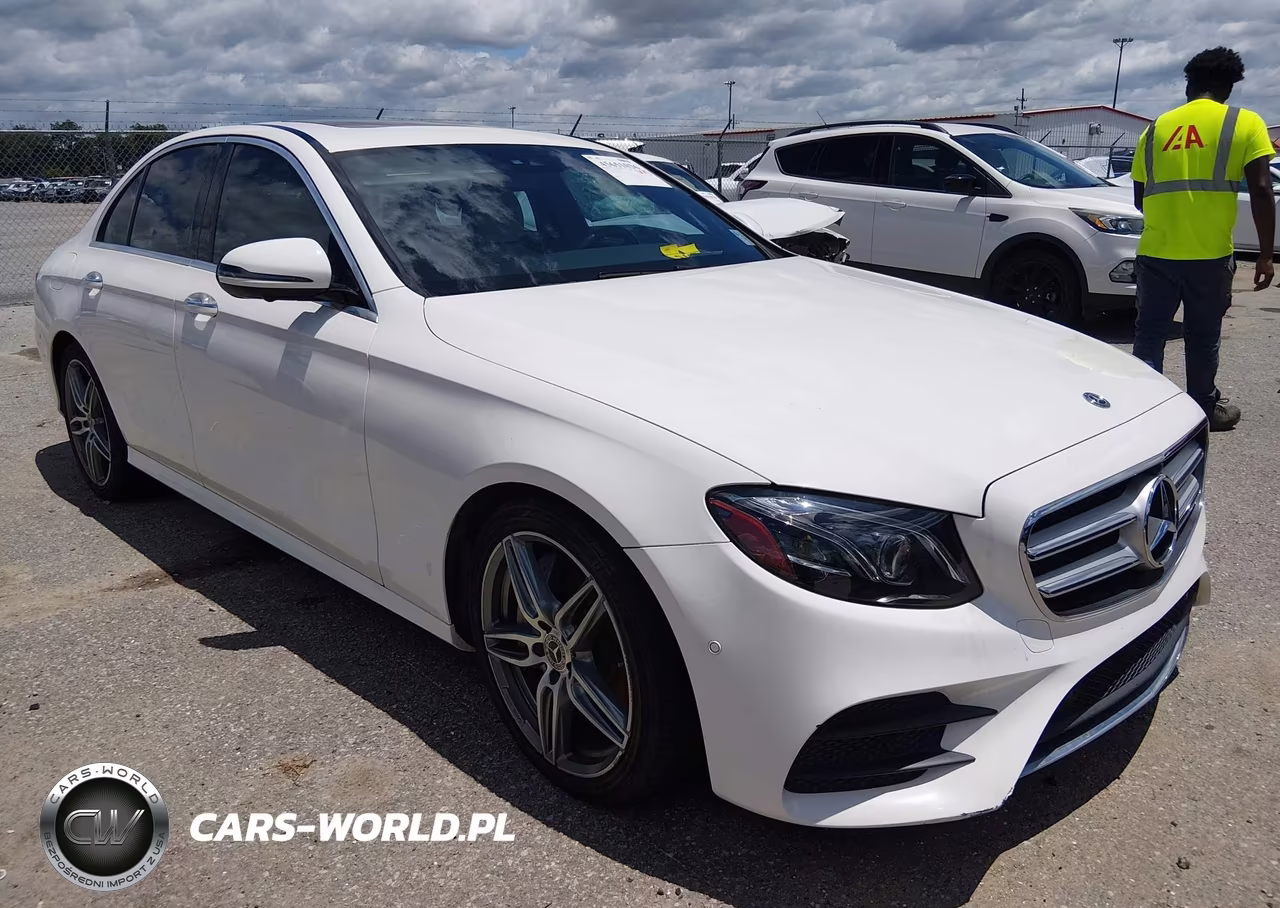 2019 Mercedes-Benz E 300