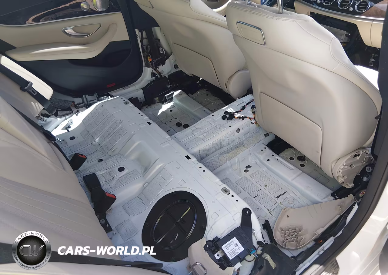 2019 Mercedes-Benz E 300 VIN:WDDZF4JB6KA622988 - 6