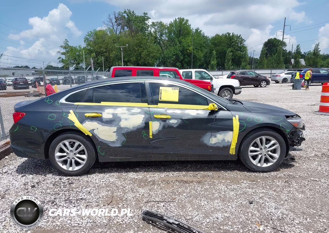 2016 Chevrolet Malibu 1Lt VIN:1G1ZE5ST2GF177114 - 14