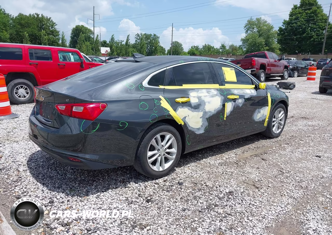 2016 Chevrolet Malibu 1Lt VIN:1G1ZE5ST2GF177114 - 4