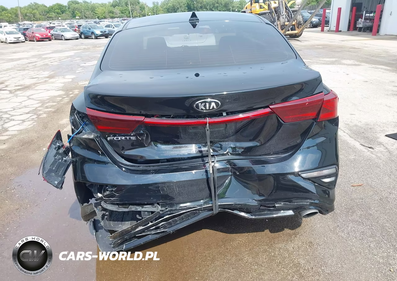2021 Kia Forte Lxs VIN:3KPF24AD5ME296689 - 16