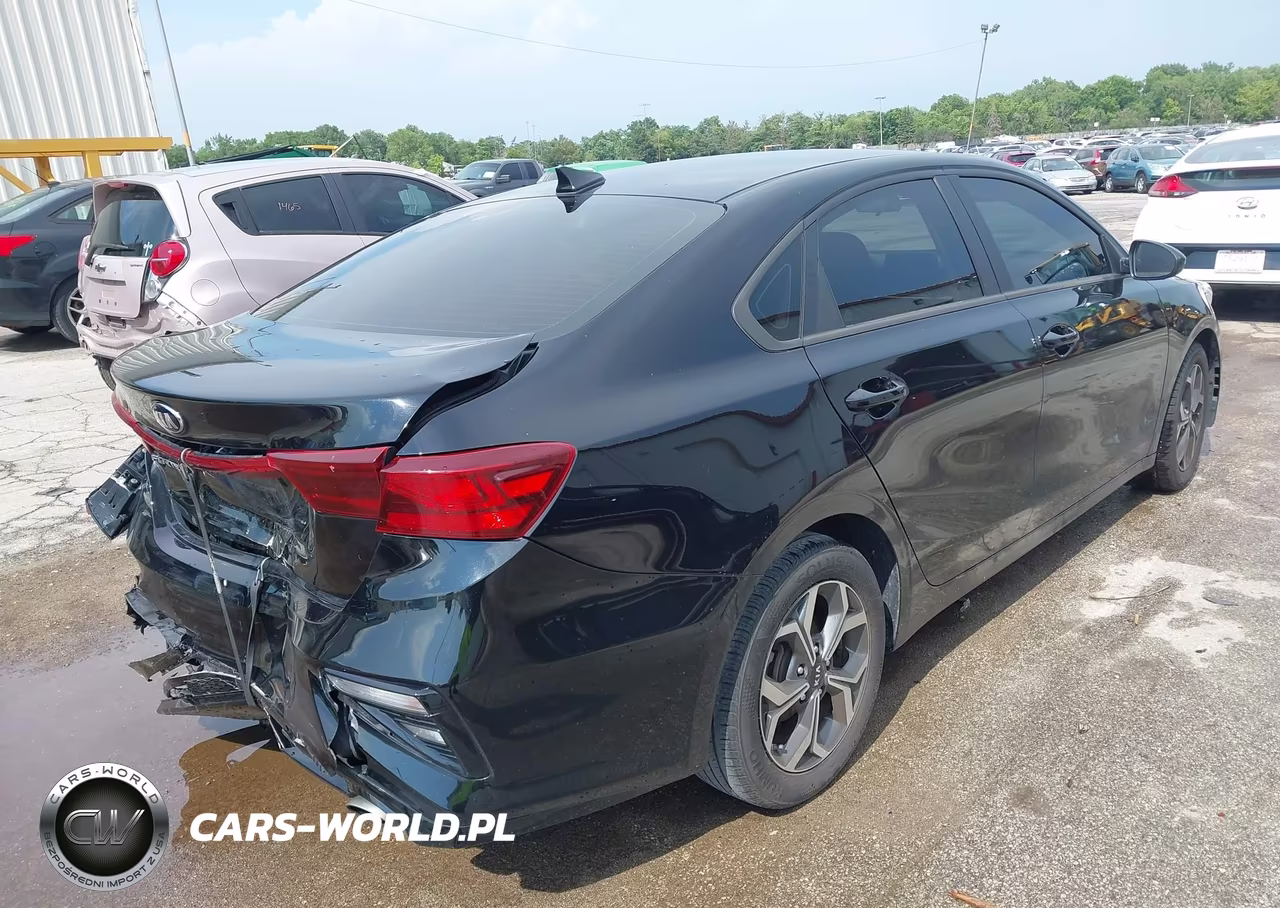 2021 Kia Forte Lxs VIN:3KPF24AD5ME296689 - 4