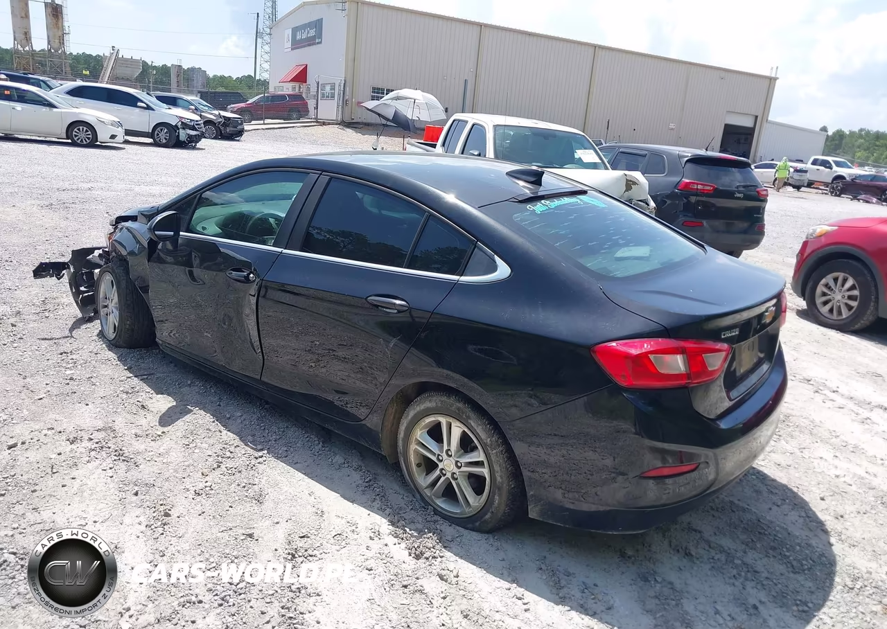 2018 Chevrolet Cruze Lt Auto VIN:1G1BE5SM5J7136679 - 3