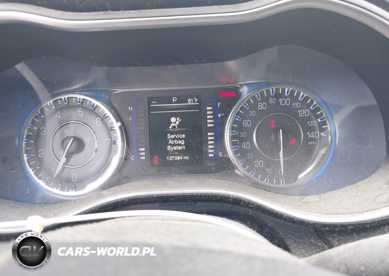 2015 Chrysler 200 Limited VIN:1C3CCCAB8FN711175 - 7