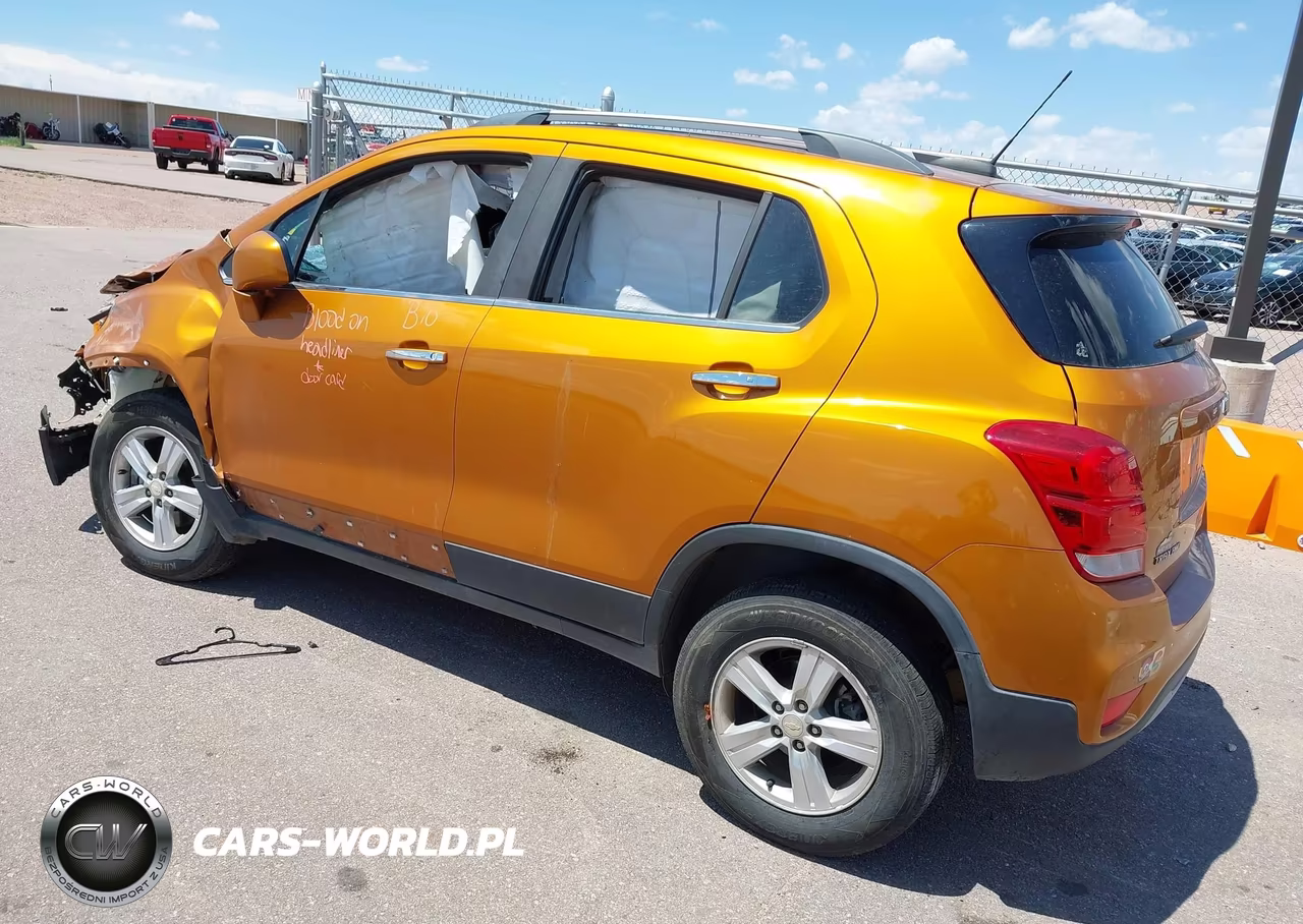 2017 Chevrolet Trax Lt VIN:3GNCJPSB2HL168813 - 3