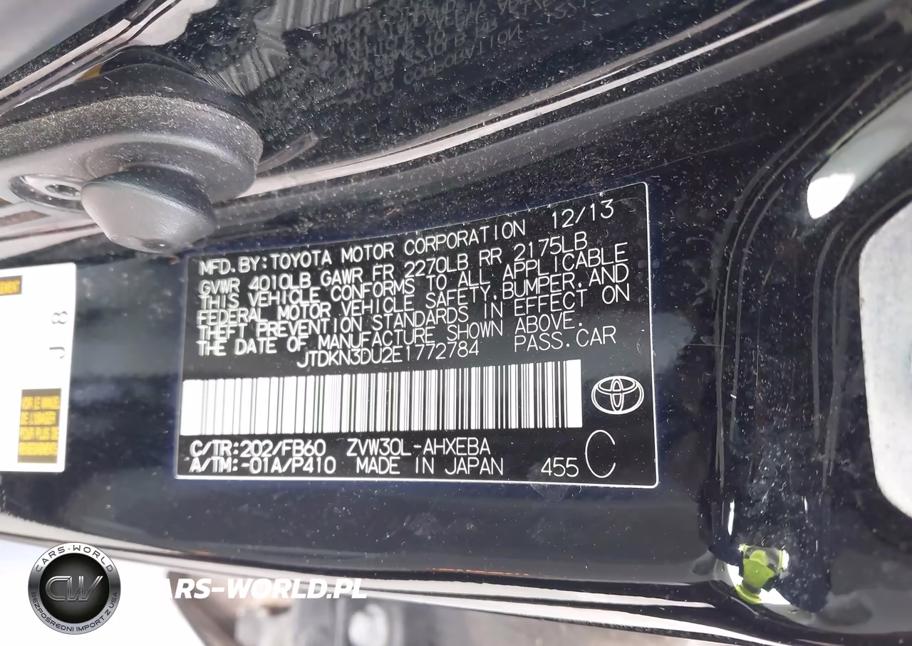 2014 Toyota Prius Two VIN:JTDKN3DU2E1772784 - 9