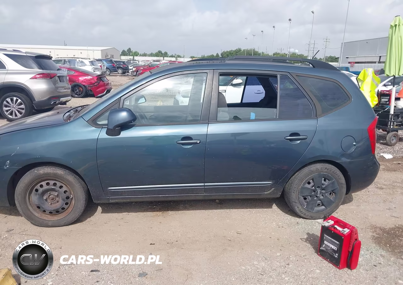 2009 Kia Rondo Lx VIN:KNAFG528897238105 - 15