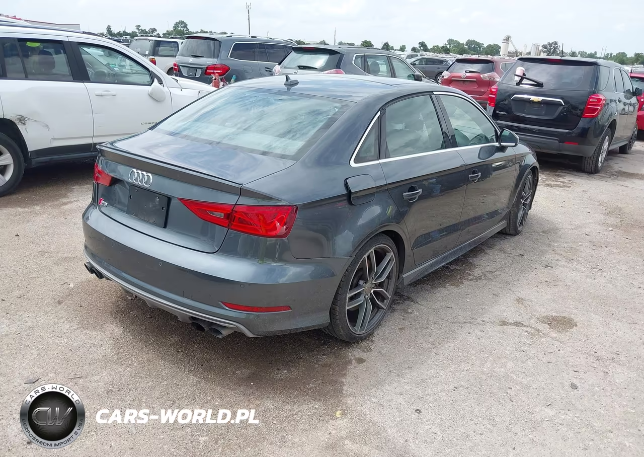 2015 Audi S3 2.0T Premium Plus VIN:WAUBFGFF5F1031238 - 4