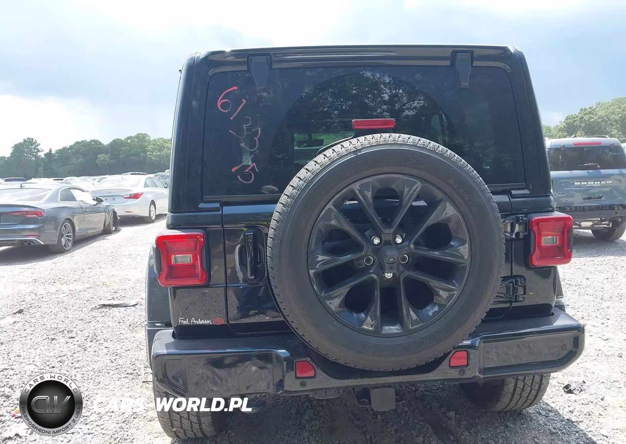 2023 Jeep Wrangler 4-Door High Altitude 4X4 VIN:1C4HJXEG1PW613315 - 16