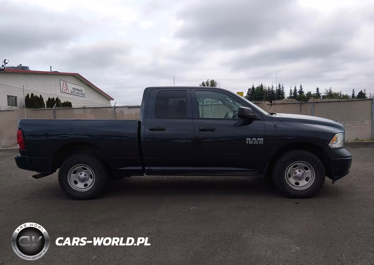 2018 Ram 1500 Tradesman 4X4 6'4 Box VIN:1C6RR7FG3JS297255 - 13
